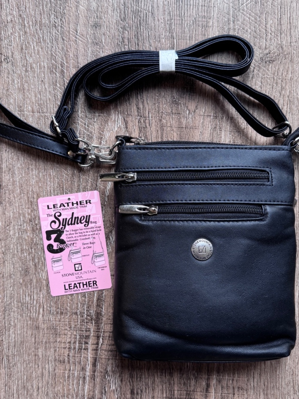 Stone Mountain Accessories Black Leather Logo Detail Crossbody